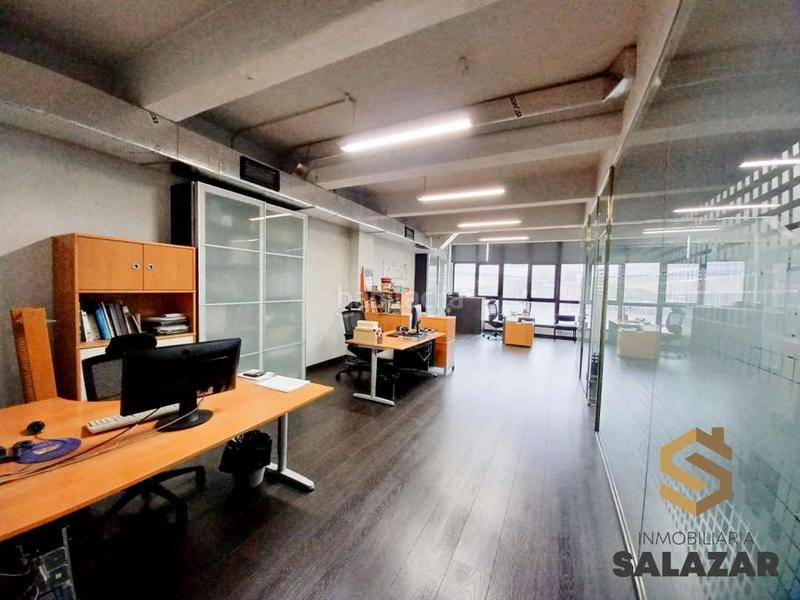 Foto 017e0445-efdd-4763-a82e-21d844cbc36a. Local comercial a San Pedro de Deusto - La Ribera Bilbao