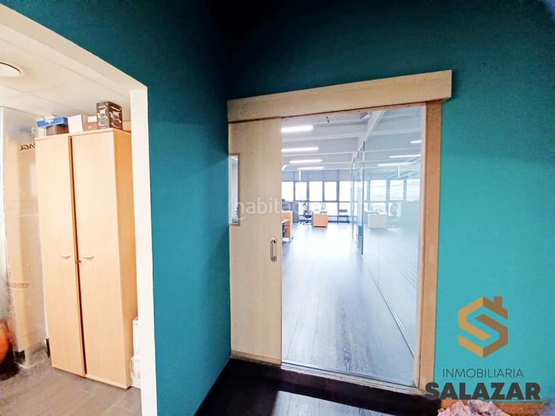 Foto 0351807c-e6f8-4f39-8341-0036518c824b. Local comercial a San Pedro de Deusto - La Ribera Bilbao