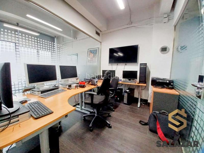 Foto 336664ce-ed39-4834-ab7f-6b11c2317fe0. Local comercial a San Pedro de Deusto - La Ribera Bilbao