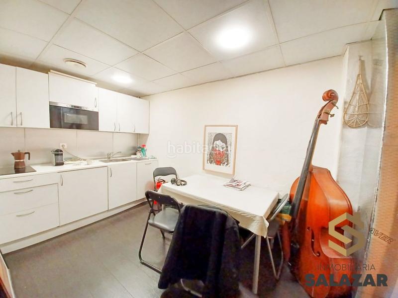 Foto 61358224-4b38-4bc7-a61c-ec9bc8930067. Local comercial a San Pedro de Deusto - La Ribera Bilbao