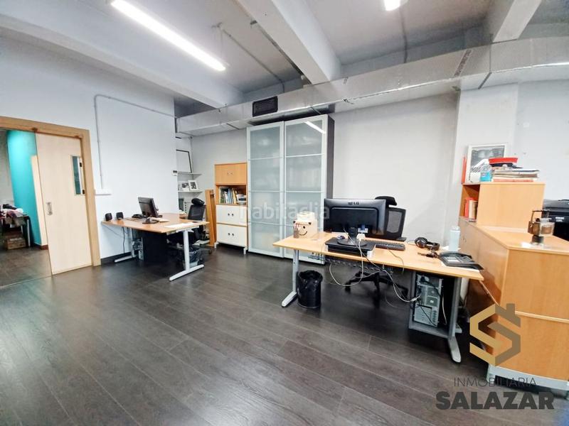 Foto 951b2c7b-4494-44d1-8077-4a6443bcc9cc. Local comercial a San Pedro de Deusto - La Ribera Bilbao