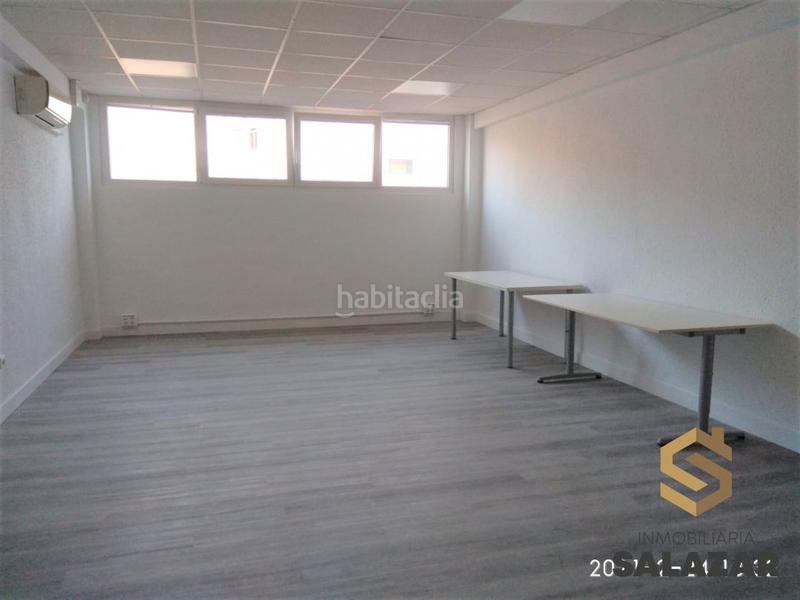 Foto 7d1d8ffa-7a0c-42a3-bf2a-724871424f7c. Location bureau avec chauffage dans Sabino Arana-Jesuitas Bilbao