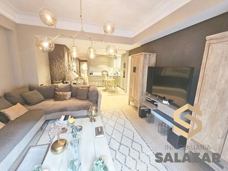 Foto 6175acdc-a64e-40f4-a5c9-56966e34c843. Piso venta vivienda en gran vía, balcón sur y garaje en Bilbao