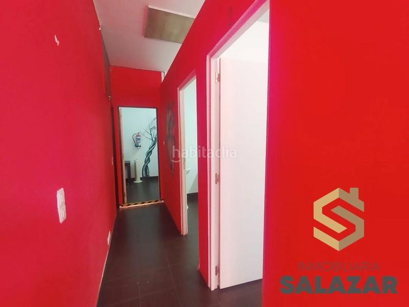 Foto 8d801bd8-c943-45d4-b343-3ba812ec4099. Lloguer local comercial a Basurtu Bilbao