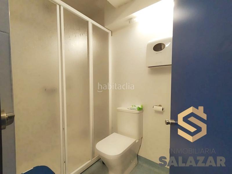 Foto 4718eb09-1c4a-40d7-8156-0fff1d4fee6e. Location local commercial dans Zona Indautxu Bilbao