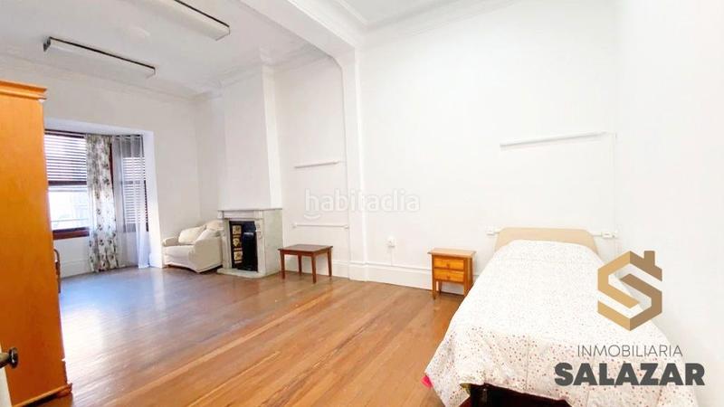 Foto cc0cf15b-80c7-453a-b95a-4f8b36a4bfea. Alquiler piso alquiler vivienda junto a la estación de abando para estudiantes o trabajadores en Bilbao