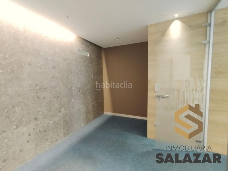 Foto 51f19532-df12-456a-9cce-8e5035e317f7. Alquiler local comercial salazar alquila local indautxu en Bilbao
