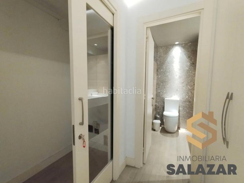 Foto d5a7873d-3f0b-4d2a-b7ab-73ebdad30f85. Alquiler local comercial salazar alquila local indautxu en Bilbao
