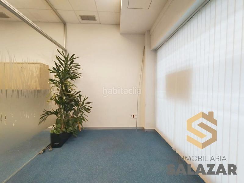 Foto ed79ded8-bdae-4dae-8c95-8eba2be4f8df. Alquiler local comercial salazar alquila local indautxu en Bilbao