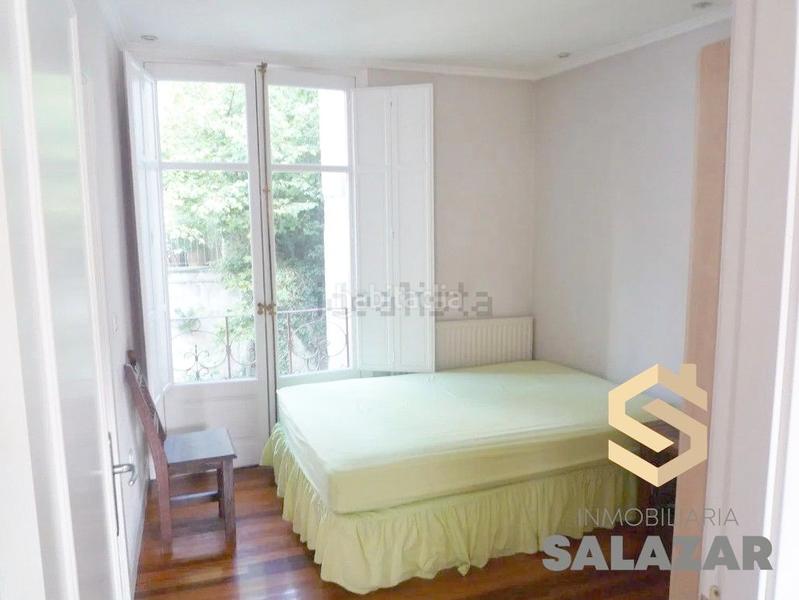 Foto 964a5de6-1773-48bf-83ca-832c0581731a. Piso salazar vende atico duplex en el arenal en Casco Viejo Bilbao