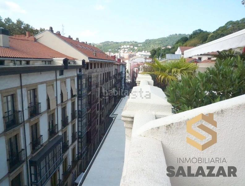 Foto b7a9618d-473b-415a-ae80-493e5570c3de. Piso salazar vende atico duplex en el arenal en Casco Viejo Bilbao