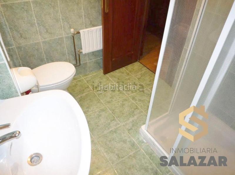 Foto 75b743aa-5e7b-4053-a897-542e57799672. Alquiler piso salazar alquila vivienda para estudiantes o erasmus curso 20252026!! en Bilbao