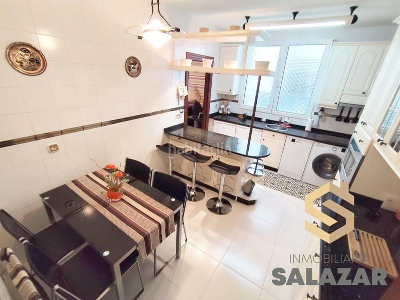 Foto aa0c25f7-9eeb-44a8-bb7e-85db8a7ea5f5. Piso se vende piso en sabino arana en Basurtu Bilbao