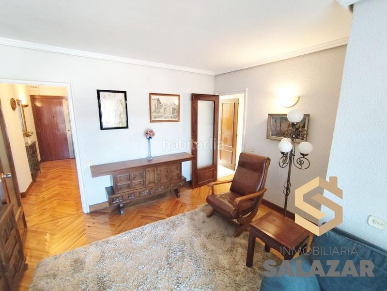 Foto c477540d-5727-4def-a0c9-006e3604514c. Piso salazar vende vivienda en el edificio reina victoria en Bilbao