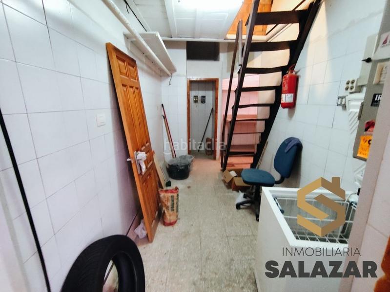 Foto 6d611590-9926-42d7-8f09-5aa7327a9e73. Alquiler local comercial se alquila charcuteria en san adrian en Bilbao