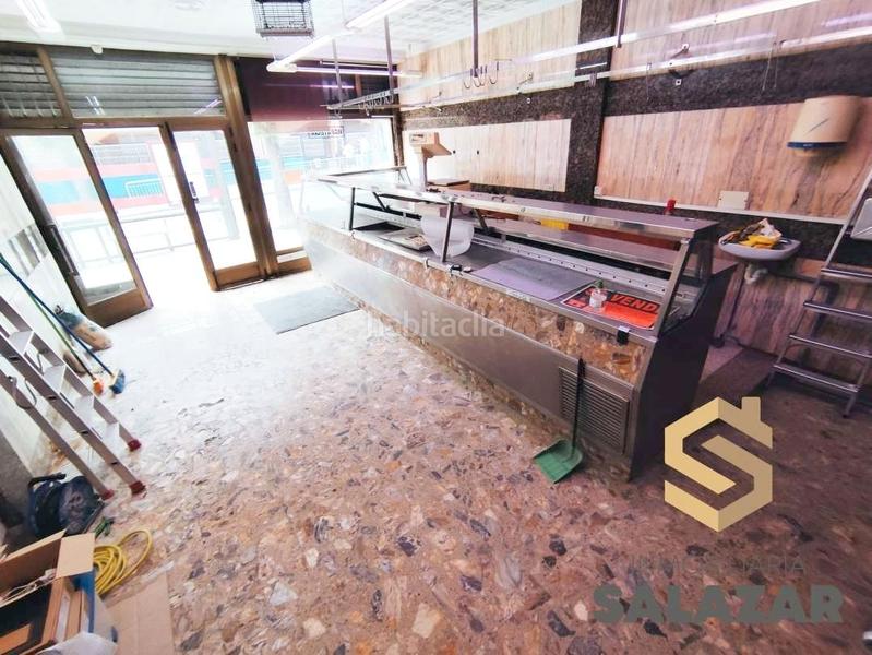 Foto d8c8f0ee-9ca6-4b5f-b3b7-072e7e68347d. Alquiler local comercial se alquila charcuteria en san adrian en Bilbao