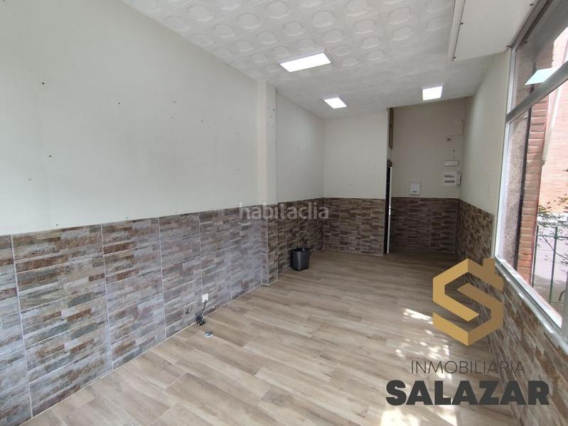 Foto 01b2a015-661b-4faf-8ce2-bd3c72efe8a3. Alquiler local comercial se alquila lacal comercial en san adrian en Bilbao