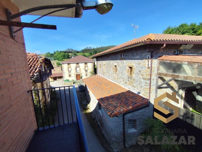 Foto e9430eba-1d6e-4e80-9057-17e7b6c1bed3. Casa amb calefacció a Otañes-Talledo Castro - Urdiales