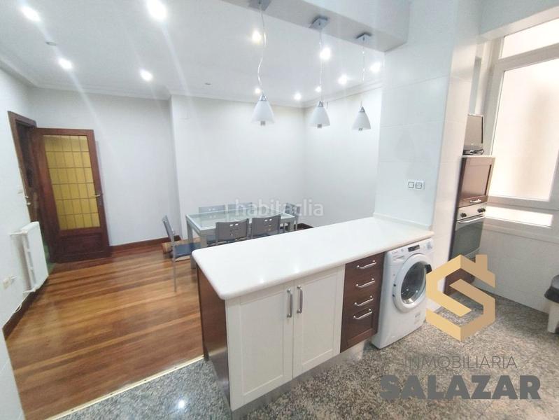 Foto f67706c2-fc10-4382-a7e3-125b9fc44d2f. Pis amb calefacció aparcament a Zona Indautxu Bilbao