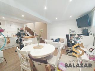 Appartement en Basurtu. Salazar vende adosado en basurto