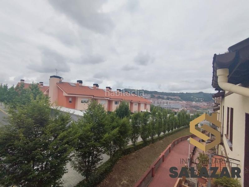 Foto 453f690f-a510-4859-9cfa-d9ffc515f017. Piso salazar vende adosado en basurto en Basurtu Bilbao