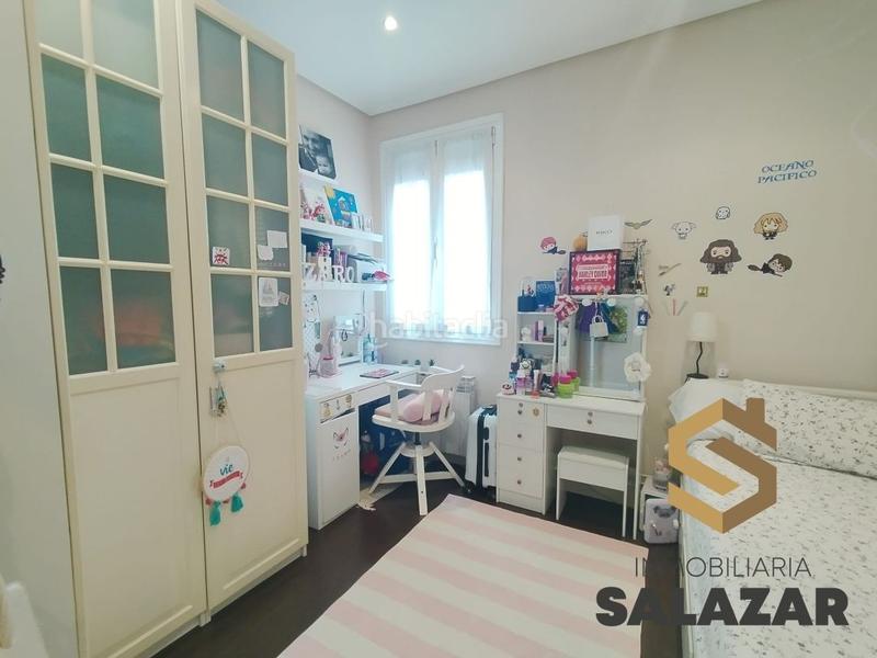 Foto 71ed7c3c-37b6-45a4-ad55-4fc150f0ffc6. Piso salazar vende adosado en basurto en Basurtu Bilbao