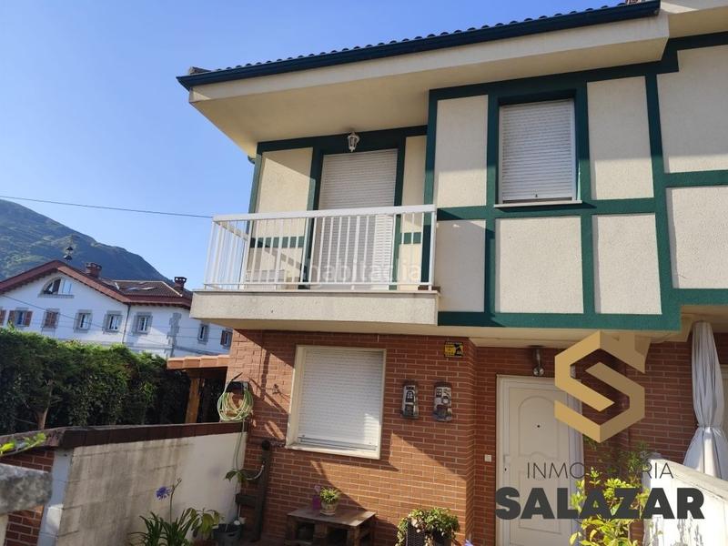 Foto 33272e05-d4bb-4fb9-8da9-33ceb2bf78e2. Casa se vende chaqlet pareado en mioño castrourdiales en Castro - Urdiales