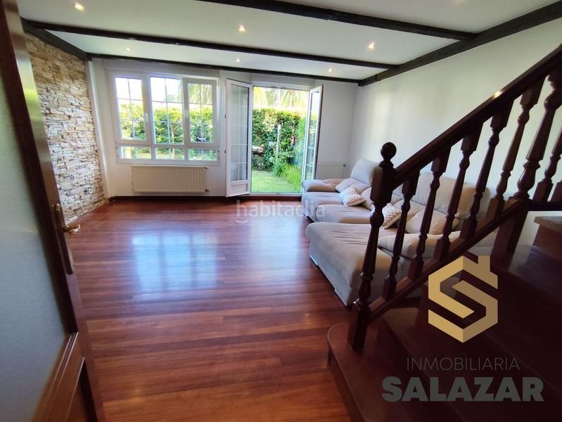 Foto 3babbf4b-a386-46c5-b29c-2c06a209d8a4. Casa se vende chaqlet pareado en mioño castrourdiales en Castro - Urdiales