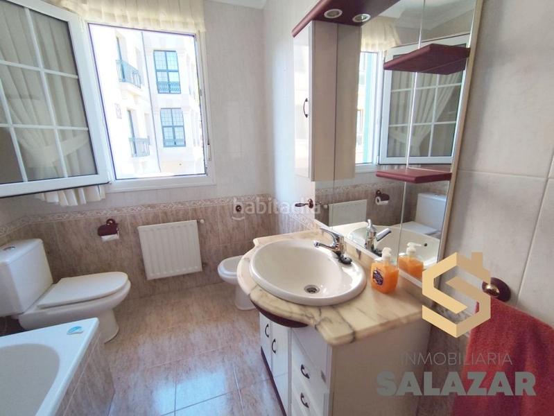 Foto 4a16724a-d02d-4b1e-811d-d050e2f2a3c2. Casa se vende chaqlet pareado en mioño castrourdiales en Castro - Urdiales