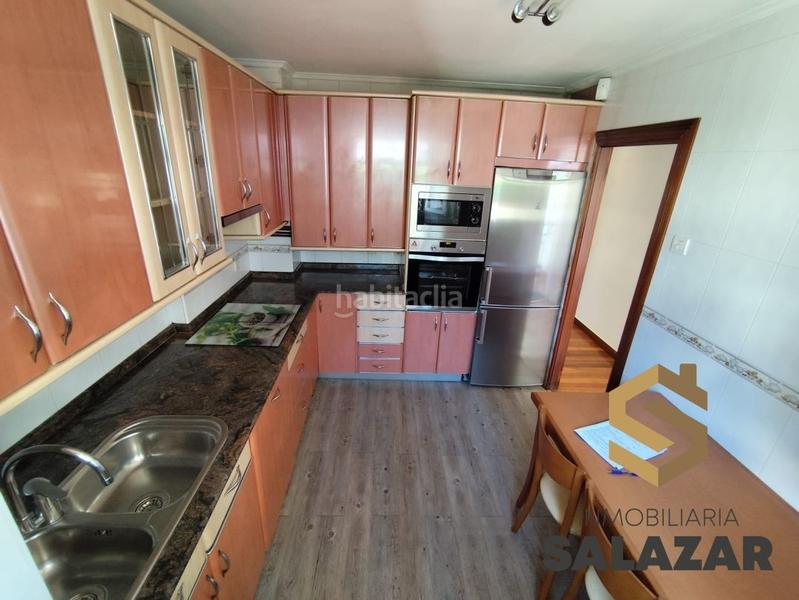 Foto a8c31ca5-4439-4fa0-8eeb-fd0450f4e581. Casa se vende chaqlet pareado en mioño castrourdiales en Castro - Urdiales