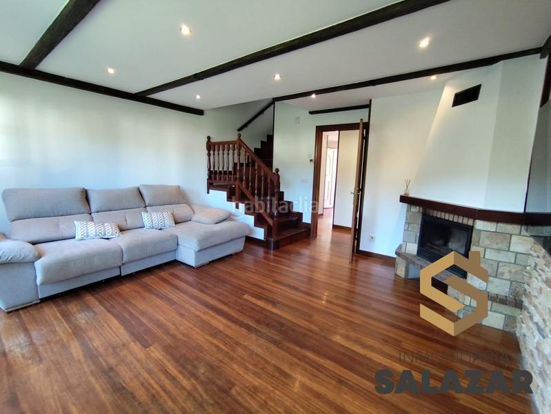 Foto c80a14fb-7eed-4b8b-8b4f-a7dd89956946. Casa se vende chaqlet pareado en mioño castrourdiales en Castro - Urdiales