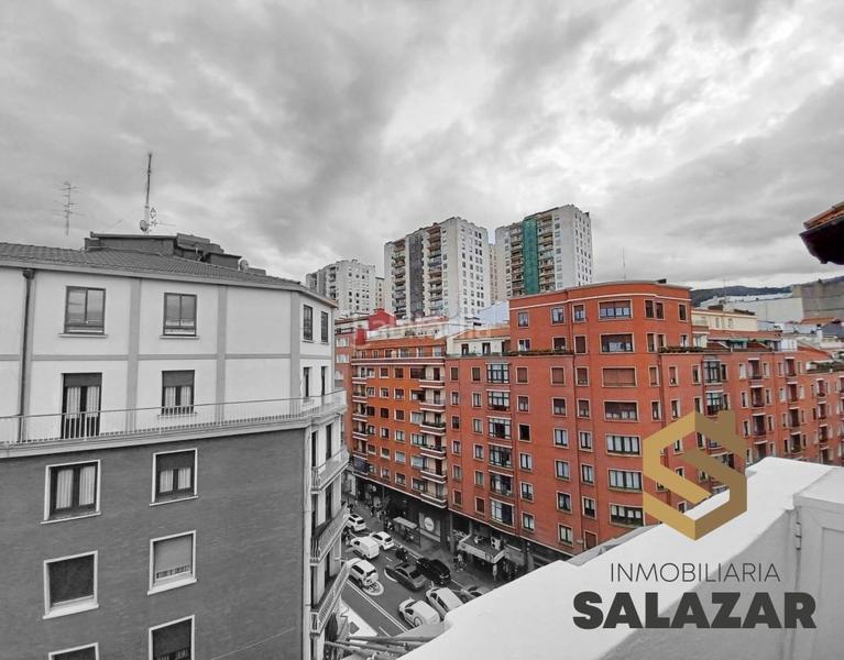Foto 6e193424-ba65-4c4a-9d09-5917bdbe0963. Alquiler ático alquiler ático con terraza en autonomía en Bilbao