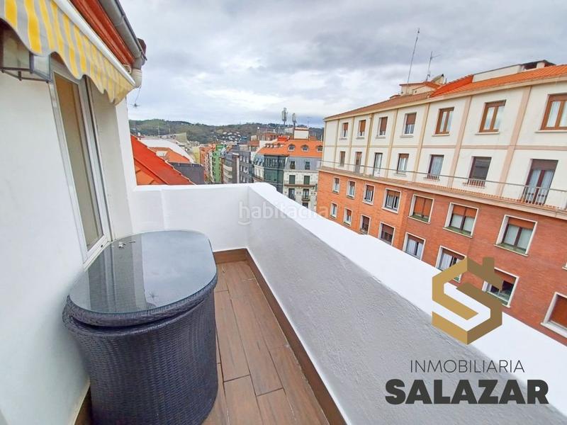 Foto cb16fda5-82cb-4bd3-b7b8-3506c3ee5f5f. Alquiler ático alquiler ático con terraza en autonomía en Bilbao