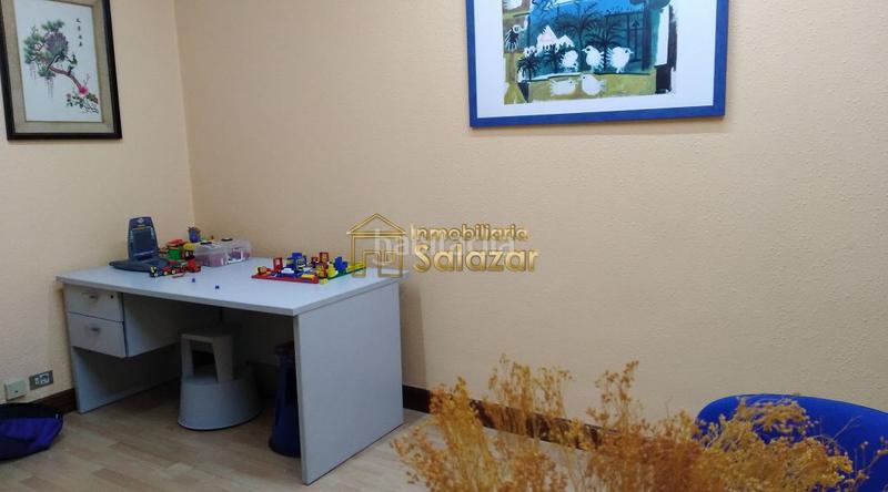 Foto b2b545c1-3115-4012-be2b-cb53f46e0543. Ufficio con riscaldamento in Campuzano Bilbao