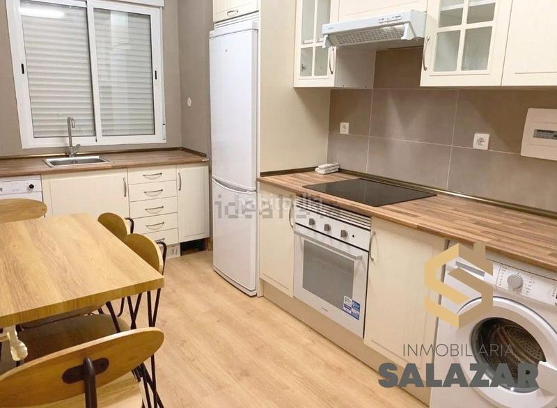 Foto 3074fb21-de6c-4d9a-b58b-f3223795646a. Miete etagenwohnung mit heizung in Albia Bilbao