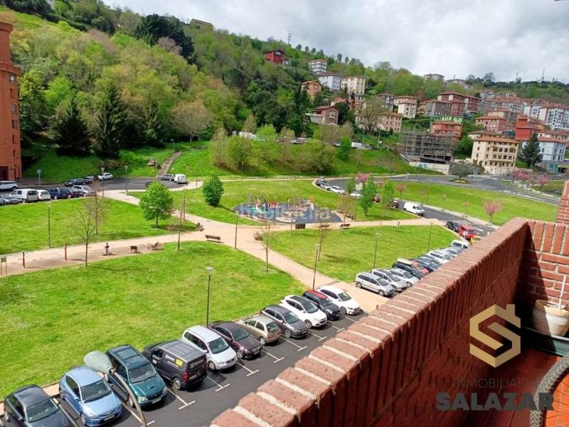 Foto 3a76d19c-551d-4ba9-8e1a-5dcc6619e412. Lloguer pis amb calefacció aparcament a Basurtu Bilbao