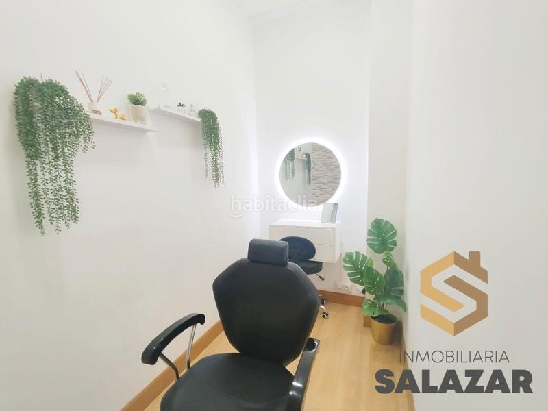 Foto 7e23c3cb-b02d-4bbc-a6a5-836fef0e518d. Alquiler local comercial se alquila bonito local en iparraguirre en Bilbao