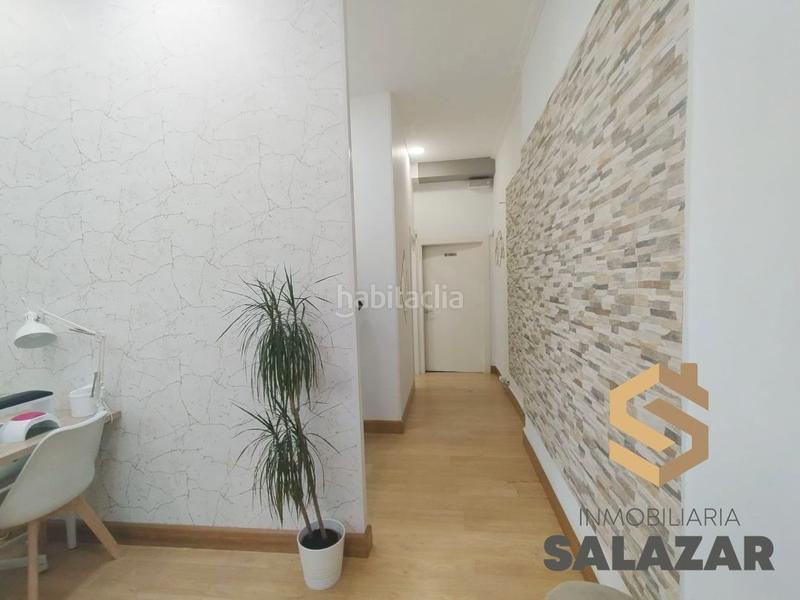 Foto b703d218-97bd-4a2c-ba02-6aa33c061976. Alquiler local comercial se alquila bonito local en iparraguirre en Bilbao