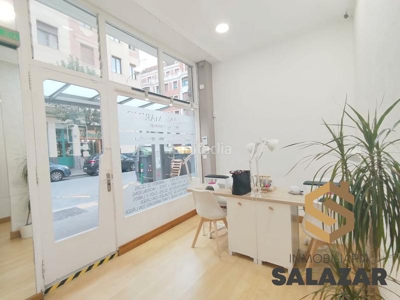 Foto f682c5f0-4622-450b-ab98-310b27d0b9bb. Alquiler local comercial se alquila bonito local en iparraguirre en Bilbao
