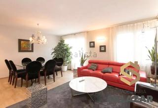 Location Appartement à Castaños - Begoñaibarra. Salazar alquila fantástico piso muy luminoso en plaza funicular
