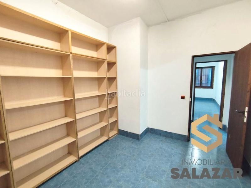 Foto 2814f9c5-6219-498c-a0f3-022918311912. Lloguer local comercial a Casco Viejo Bilbao