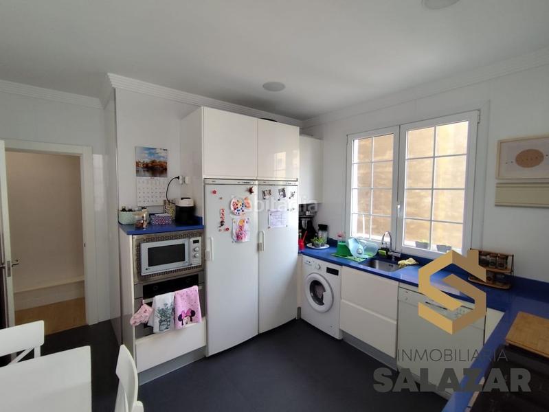 Foto b0e9a3f0-34cc-4087-8dd8-fbee0ce7fe8d. Piso salazar vende estupenda vivienda en general eguia en Bilbao