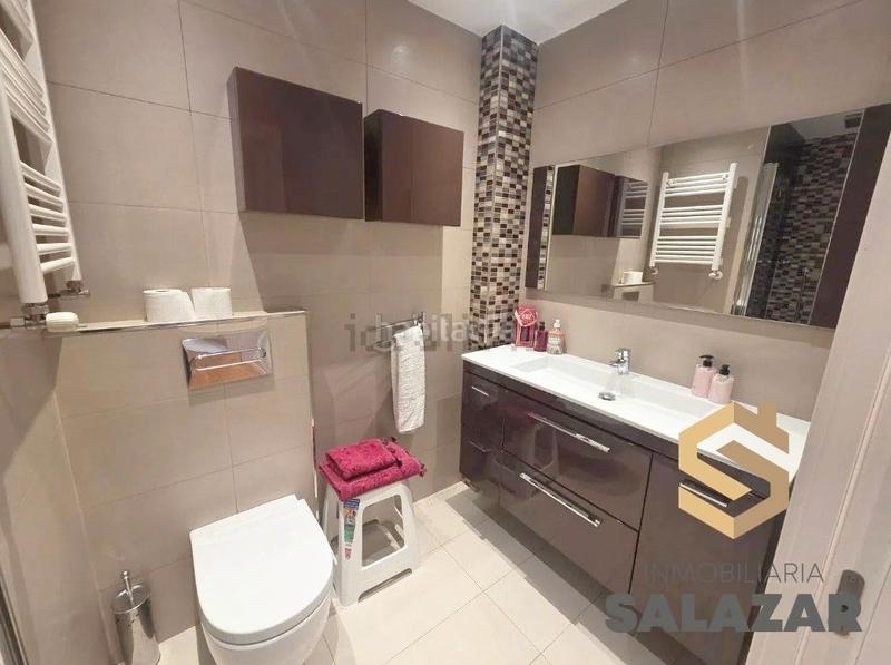 Foto 75f031bf-8807-4c70-b4d9-1ef405d5b07a. Location appartement avec chauffage dans Las Arenas Getxo