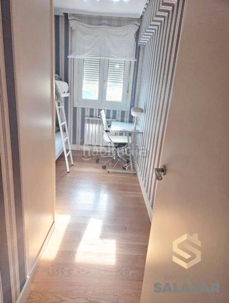 Foto 178fdc37-a135-42ca-b3bf-1ea4475e76ca. Rent flat with heating in Las Arenas Getxo