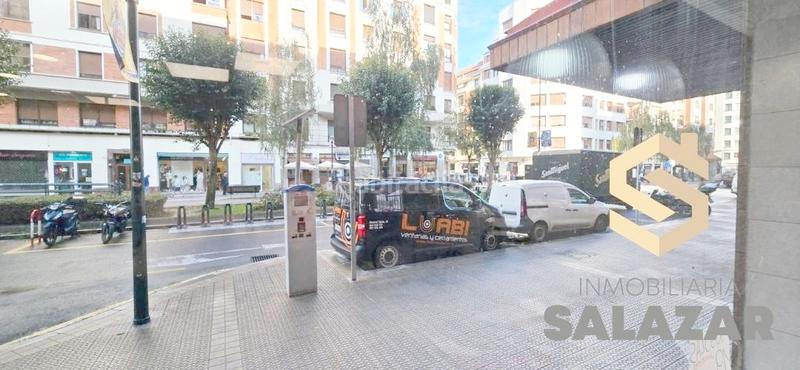 Foto 5401395f-a890-4c40-b20c-1455c42561b7. Alquiler local comercial salazar alquila local en doctor areilza en Bilbao