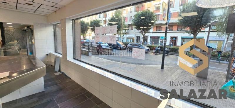 Foto acc91042-9326-4cd4-844e-01b8495aba22. Alquiler local comercial salazar alquila local en doctor areilza en Bilbao
