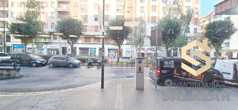 Foto ea1fbc3e-0e85-40cf-bbf9-1305dc313aa9. Alquiler local comercial salazar alquila local en doctor areilza en Bilbao