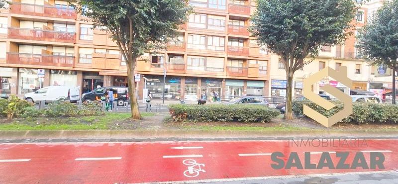 Foto 55983288-0bcb-42e2-9e57-4be70839bb85. Location local commercial dans Zona Indautxu Bilbao