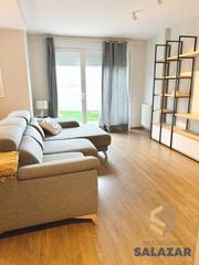 Lloguer Xalet  Estrada entrambasaguas. Salazar alquila chalet en basurto con dos parcelas de garaje.