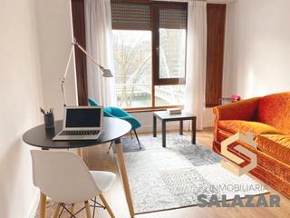 Location Appartement  Campo de volantín pasealekua. Precioso piso frente a la ria cortas estancias!